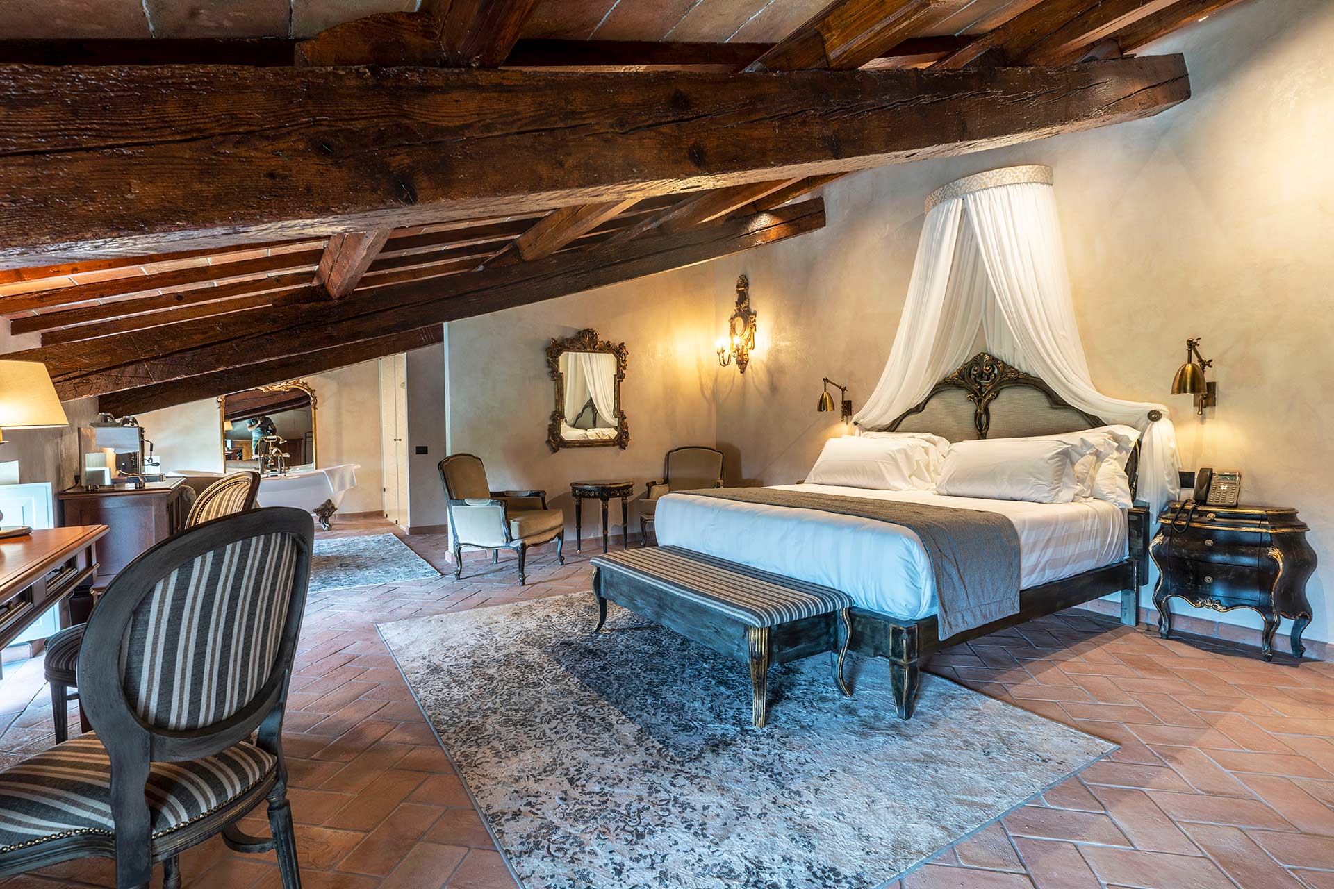 Master Suite Piccionaia - Villa Petriolo